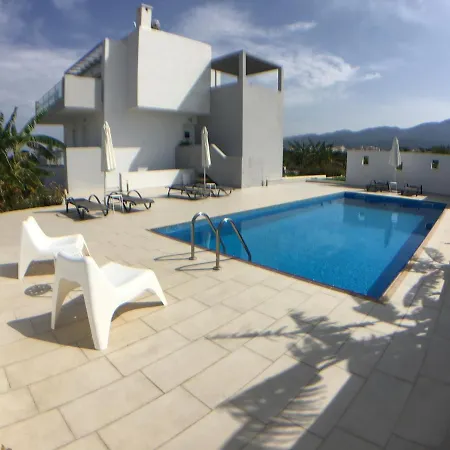 Xenos 3 - Luxury With Private Pool Near The Sea. 4* Tigaki