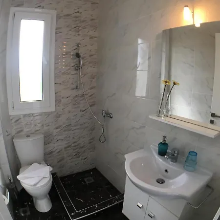 Xenos 3 - Luxury With Private Pool Near The Sea.